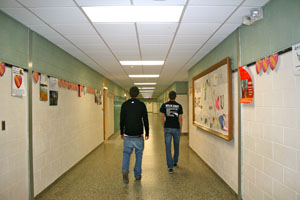 Aimless hallway walking is a common symptom of Senioritis.