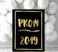 Seniors are patiently awaiting June 27th for senior prom!
