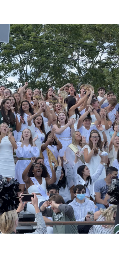 Juniors celebrate at the '21 outdoor pep rally.