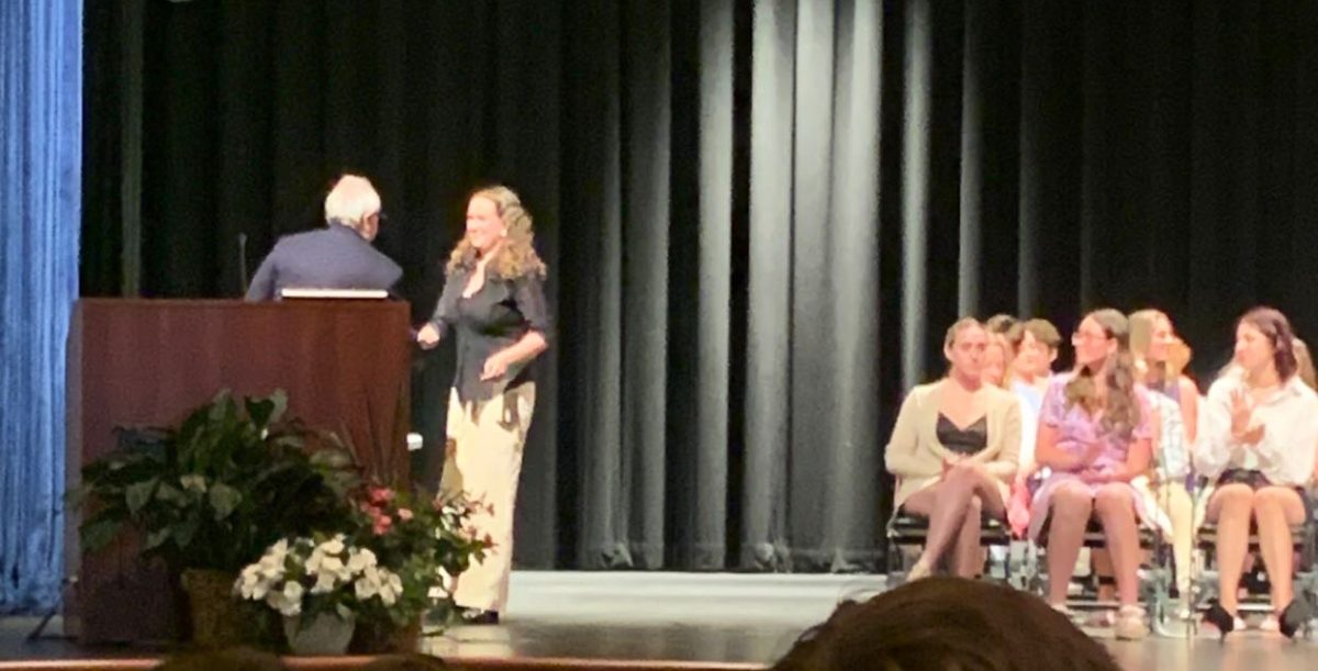 Seniors Awarded Super Scholarships!