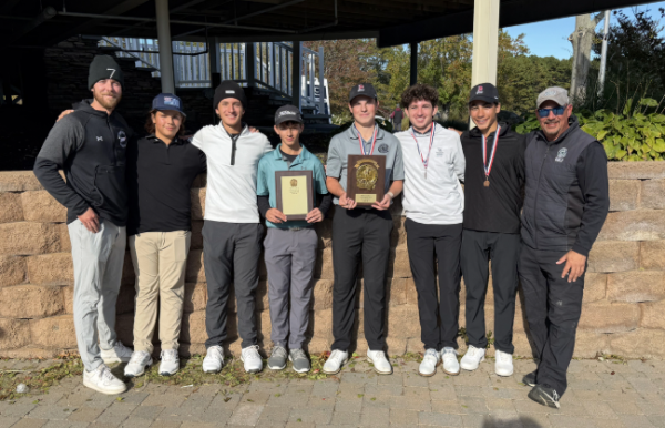 The golf team. Not pictured: Dagny Beasley